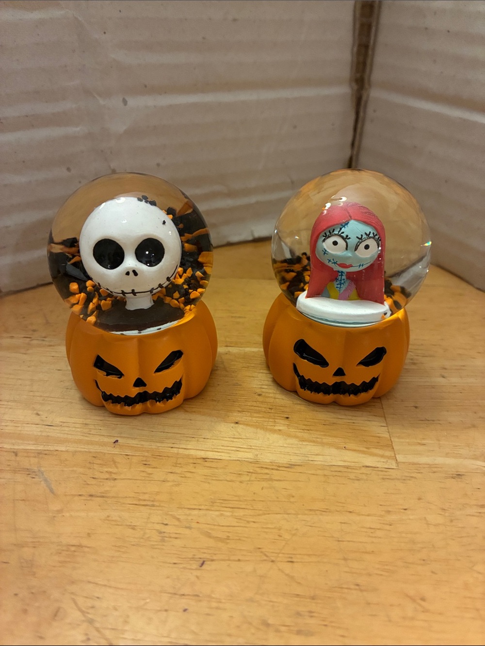 Disney Nightmare Before Christmas Jack and Sally small snow globes. NWT